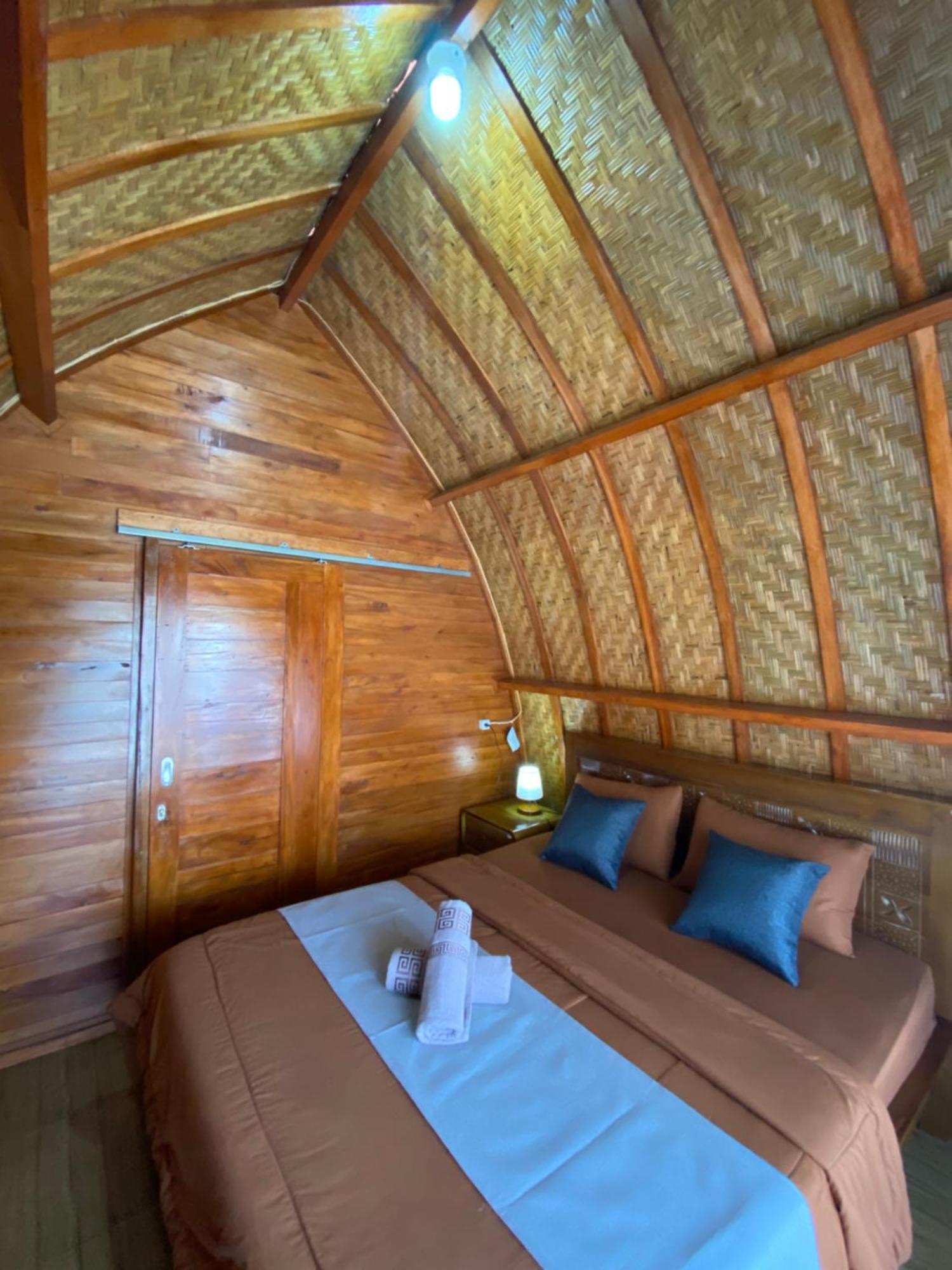Jerro Under Mt Batur Camp Hotel Kintamani Екстериор снимка